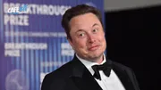 Elon Musk rút lại đơn kiện CEO OpenAI