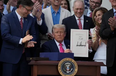 TRUMP KÝ BAN HÀNH ĐẠO LUẬT “ONE BIG BEAUTIFUL BILL”