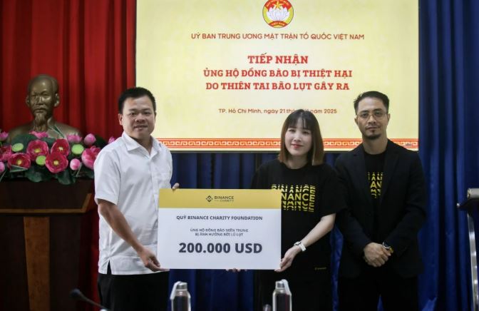 Hình ảnh bài viết: Binance Charity ủng hộ hơn 5 tỷ đồng hỗ trợ người dân miền Trung khắc phục bão lũ