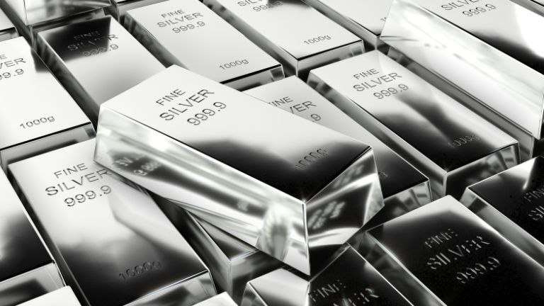 Hình ảnh bài viết: Bạc vượt mặt Apple, leo lên top 3 tài sản giá trị nhất thế giới