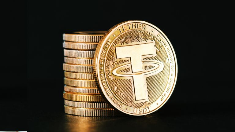 Hình ảnh bài viết: Tether hợp tác với chính quyền Mỹ để chống né tránh lệnh trừng phạt – USDT giữ ổn định giữa áp lực geopolitics