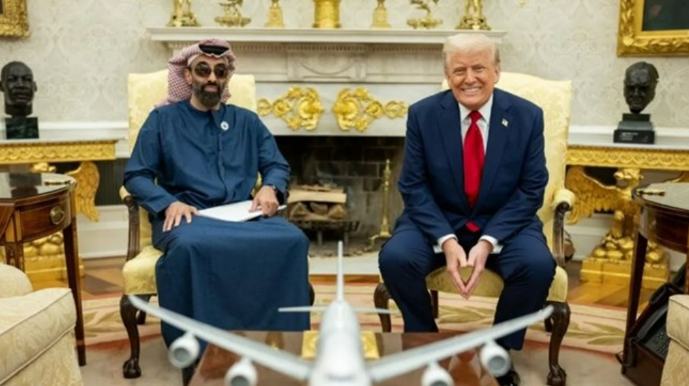 Hình ảnh bài viết: Lộ deal trăm triệu USD giữa altcoin của Trump và Hoàng gia Abu Dhabi